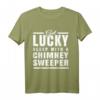 Schornsteinfeger T-Shirt Geschenk - Glücksbringer Spruch für Kaminkehrer & Handwerker, lustiges Berufskleidungsgeschenk für jeden Anlass