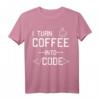 Lustiges Developer T-Shirt mit Spruch 'I turn Coffee into Code'  Perfektes Geschenk für Software Entwickler, Programmierer, Nerds und IT-Profis