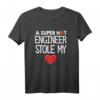Ein super heißer Ingenieur hat mein Herz gestohlen - Liebevolles T-Shirt als Geschenk zu Weihnachten, Geburtstag oder jeder Gelegenheit