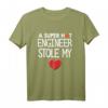 Ein super heißer Ingenieur hat mein Herz gestohlen - Liebevolles T-Shirt als Geschenk zu Weihnachten, Geburtstag oder jeder Gelegenheit