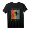 Vintage Retro Fotografie Künstler Geschenk - Capturing Light T-Shirt für Fotografen, Hobbyfotografen & Fotokünstler zum Geburtstag & Jubiläum