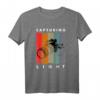 Vintage Retro Fotografie Künstler Geschenk - Capturing Light T-Shirt für Fotografen, Hobbyfotografen & Fotokünstler zum Geburtstag & Jubiläum