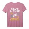 Save A Fuse Blow An Electrician Lustiges Humor T-Shirt für Elektriker, Linemen & Ingenieure  Perfektes Geschenk für Geburtstag, Vatertag & Weihnachten