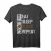 Eat Sleep Block Repeat Football Offensive Lineman T-Shirt  Klassisches Sportshirt für Football Center, Guard & Tackle, Perfektes Geschenk für Footballspieler