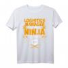 Logistik Manager am Tag Ninja in der Nacht - Lustiges Logistik T-Shirt als Geschenk für Helden des Alltags