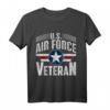 Patriotisches USAF Veteranen T-Shirt mit Vintage-Flugzeug-Rundel  Perfektes Geschenk für pensionierte Luftwaffe Opa, Oma oder Air Force Fans