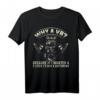 Auto Mechaniker Car Tuning Muscle Car T-Shirt  Lustiges KFZ Werkzeug & Tuning Design für Männer in Werkstatt & Garage