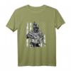 Vintage Militär T-Shirt für stolze Veteranen  Amerikanische Flagge mit Soldaten, perfekt für Gedenktag & 4. Juli Feier