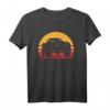 Retro Baja Truck Off Road Trophy Trucking Fahrzeug Racer T-Shirt  Perfektes Geschenk für Offroad-Rennfahrer & Wüstenrennen Fans
