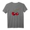 Rote Kirschen Cherry T-Shirt  Trendige Fruchtbekleidung für die ganze Familie, ideales Geschenk für Freunde, Mama, Papa & Kinder