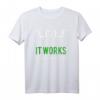 It Works On My Machine T-Shirt für Programmierer & Entwickler  Lustiges Design für Nerds, Geeks & IT-Profis