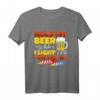 Hold My Beer While I Light My Fireworks - Lustiges Pyrotechnik T-Shirt für Feuerwerksfans und Pyrotechniker als Silvester-Geschenk