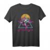 Retro FPV Racing Drohne Pilot T-Shirt  Lustiges Acro Quadcopter Design, Geschenk für UAV-Enthusiasten, Racer & Drohnenfans im 80er/90er Stil