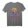 Retro FPV Racing Drohne Pilot T-Shirt  Lustiges Acro Quadcopter Design, Geschenk für UAV-Enthusiasten, Racer & Drohnenfans im 80er/90er Stil