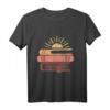 Vintage Buchliebhaber T-Shirt  Perfektes Design für Leser, Lehrer, Schriftsteller & Bibliothekare im Retro-Stil