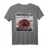 Wurm auf einer Schnur Meme T-Shirt  Japanisches Kaiju-Wurmzilla Design, lustiges Kawaii Wurm-Motiv, perfekt für Meme- und Anime-Fans