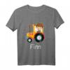 Kinder Traktor Schlepper Landwirtschaft Name Finn Geschenk T-Shirt  Perfekt für kleine Traktor-Fans und Bauernhof-Liebhaber