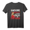 Awesome Women Have Curves and Tattoos T-Shirt - Lustiges Tattoo Design für tätowierte Frauen & Kunstliebhaber