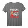 Awesome Women Have Curves and Tattoos T-Shirt - Lustiges Tattoo Design für tätowierte Frauen & Kunstliebhaber