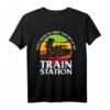 Bring ihn zum Bahnhof - Lustiges Yellowstone Dutton T-Shirt für Cowboys, Montana-Liebhaber und Rancher-Fans