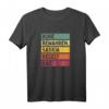 Ruhe Bewahren Saskia Regelt Das - Personalisiertes Retro Spruch T-Shirt für Kollegen, Chefin & Geburtstagsgeschenk mit Humor