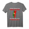 Andere müssen zum Therapeuten Ich muss nur nach Portugal T-Shirt - Humorvolles Urlaubsgeschenk mit Portugal Flagge & Umriss für Portugal-Fans