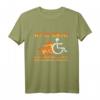 Lustiges Rollstuhl T-Shirt Ab 50 KM/H Zieht Mein Rollstuhl Nach Rechts - Humorvolles Geschenk für Rollstuhlfahrer