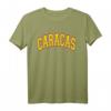 Caracas Venezuela Varsity Style T-Shirt mit Gelbem Text und Roter Outline  Legendäres Stadtmotiv