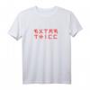 Extra Thicc Meme T-Shirt mit Japanese Characters  Trendiges Dank Meme Shirt für Meme Fans und Humorliebhaber