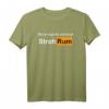 Warum liegt hier Stroh Rum. Warum liegt hier überhaupt Stroh? Lustiges Fun T-Shirt für Partys, Fasching & als originelles Geschenk