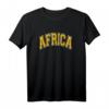 Africa Varsity Style Amber Text T-Shirt - Kulturelles Design mit klassischem Schnitt