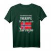 Ich brauche keine Therapie ich muss nur nach Norwegen T-Shirt - Klassisch geschnitten, doppelt genähter Saum