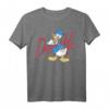 HapBunny Donald Duck Red Cursive Text Logo Portrait T-Shirt - Offiziell lizenzierte Mickey & Friends Kleidung für Disney-Fans