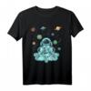 Meditierender Astronaut im Weltraum - Planeten, Kosmonaut T-Shirt für Raumfahrt- und Astronomie-Fans, Geschenkidee für Weihnachten & Geburtstag