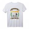 Herren Unterschätze niemals einen alten Mann mit einem Wohnmobil T-Shirt - Lustiges Geschenk für Camper, Rentner & Outdoor-Liebhaber