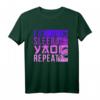 Eat Sleep Yaoi Repeat Fujoshi Anime Boy Gay Manga T-Shirt  Support LGBTQ+ und Anime Fans mit Retro Ästhetik